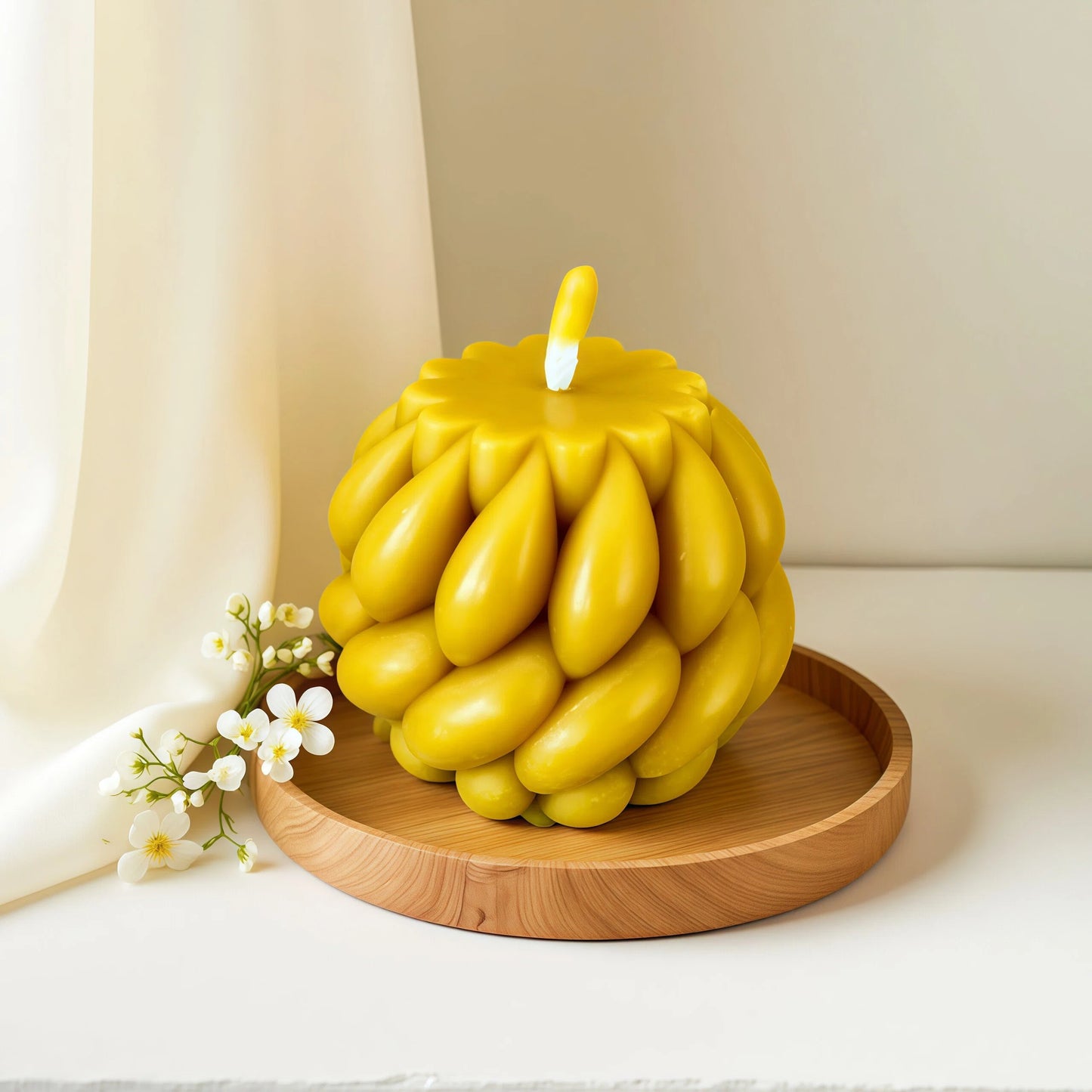 Yarn Ball Beeswax Candle