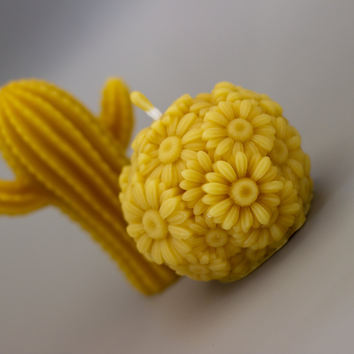 Daisy Beeswax Candle